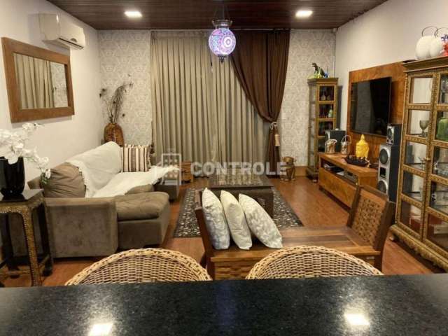 Casa com 2 quartos à venda na Rua Aderbal Ramos da Silva, 362, Pinheira, Palhoça por R$ 742.000