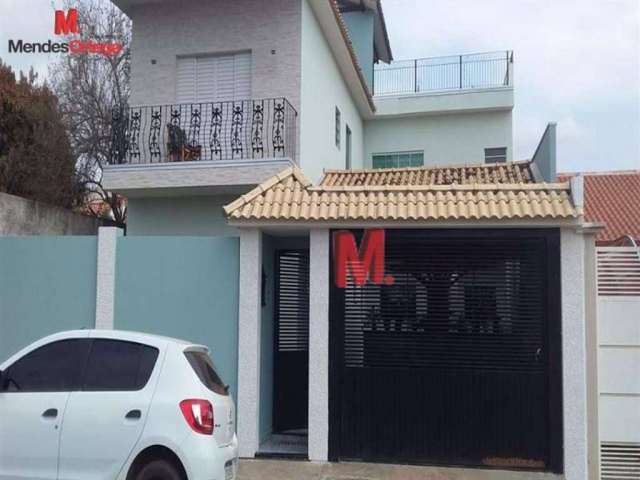 Casa com 5 dormitórios à venda, 260 m² por R$ 900.000,00 - Vila Sene - Buri/SP