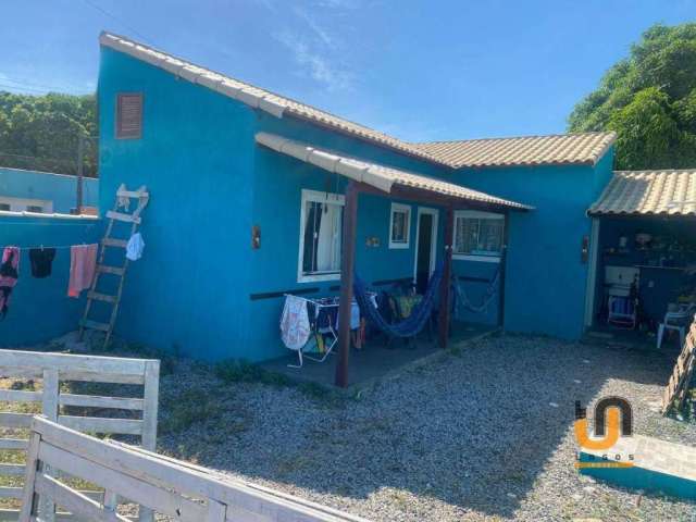 Casa à venda Cond. Bouganville 2 em Unamar - Cabo Frio