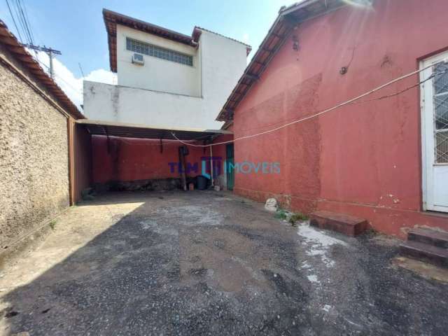 Casa com 3 quartos à venda na Rua Úrsula Paulino, 0, Betânia, Belo Horizonte por R$ 950.000