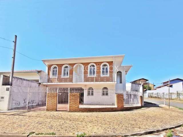 Casa com 3 quartos à venda na Rua Domingos de Rocco, 35, Parque São Quirino, Campinas, 229 m2 por R$ 620.000