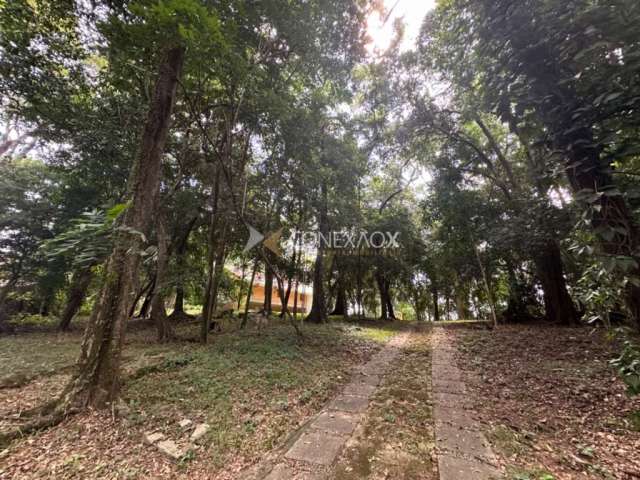 Casa em condomínio fechado com 3 quartos para alugar no Parque São Quirino, Campinas , 432 m2 por R$ 8.000