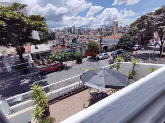 Sobrado á venda no Jardim São Paulo - 4 quartos/suítes e 3 vagas de garagem