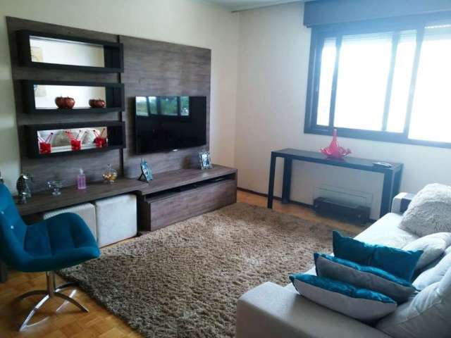 Apartamento com 2 quartos à venda na Rua Cremona, São Pelegrino, Caxias do Sul por R$ 335.000