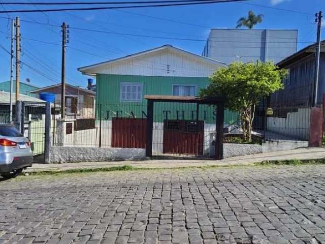 Casa com 4 quartos à venda na Rua Primo Postali, Esplanada, Caxias do Sul por R$ 245.000