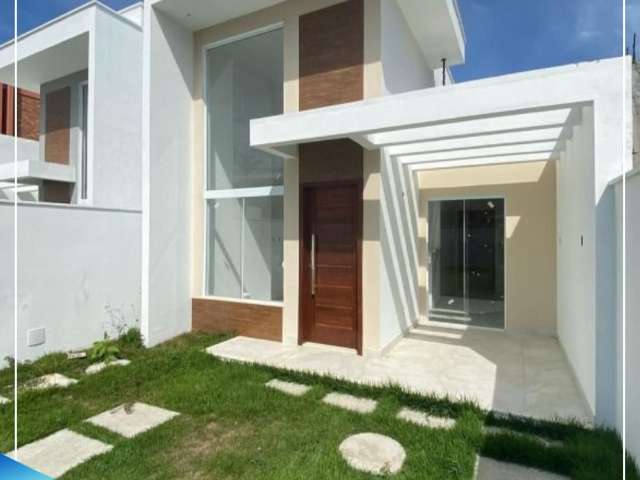 Linda casa com 3 quartos e quintal, próximo à praia no bairro Recreio em Rio das Ostras.