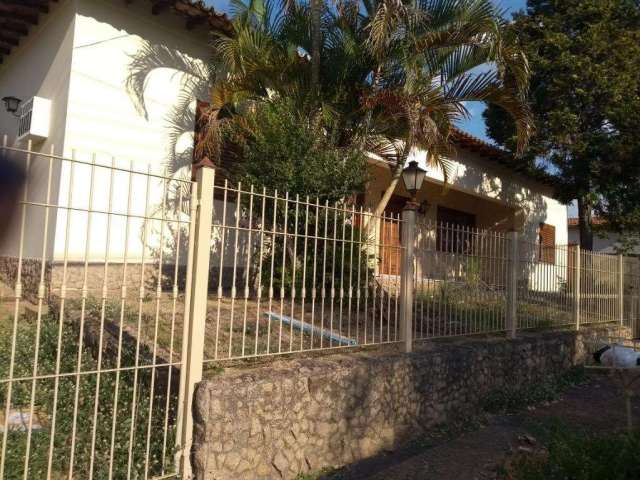Casa com 5 dormitórios à venda, 290 m² por R$ 1.500.000,00 - Vila Angeli - Valinhos/SP