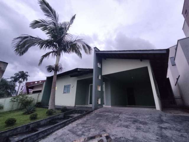 Casa com 3 quartos à venda no Tifa Martins, Jaraguá do Sul , 129 m2 por R$ 695.000