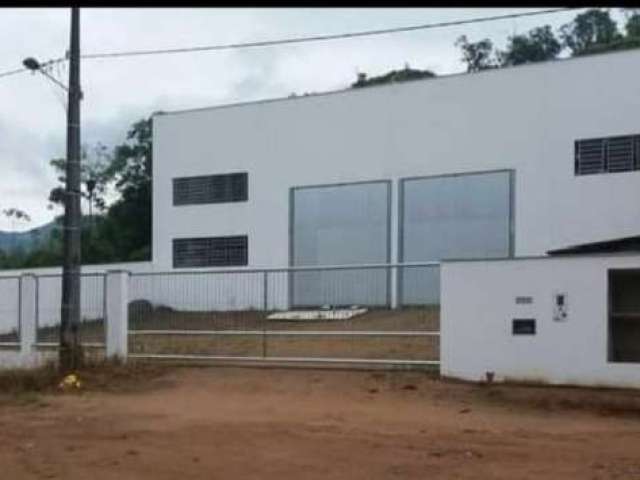 Barracão / Galpão / Depósito para alugar no Nereu Ramos, Jaraguá do Sul  por R$ 7.200