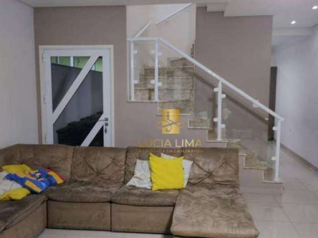 Sobrado IMPERDÍVEL  com 3 dormitórios à venda, 198 m² por R$ 595.000 - Cidade Salvador - Jacareí/SP