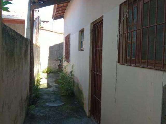 Casa com 2 quartos à venda no Porto Novo, Caraguatatuba  por R$ 270.000