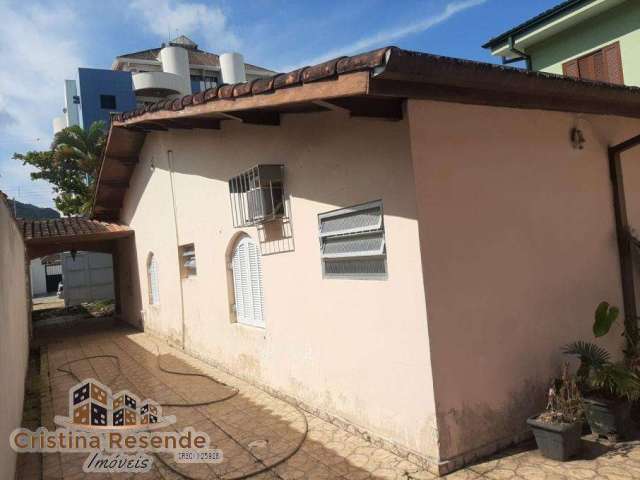 Casa com 3 quartos à venda em Toninhas, Ubatuba , 340 m2 por R$ 600.000