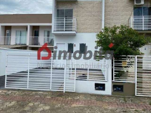 Casa à venda no bairro Limoeiro em Brusque/SC
