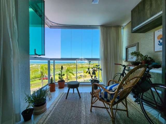 Apartamento de 2 dormitorios com vista Mar na praia do campeche