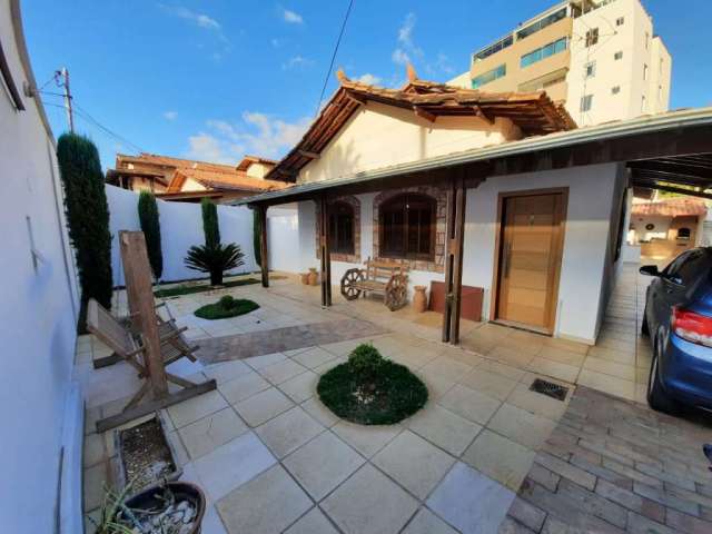 Casa com 3 quartos à venda na Vila Santa Luzia, Contagem , 150 m2 por R$ 650.000