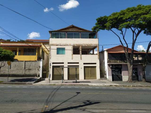 Casa com 4 quartos à venda na Santa Mônica, Belo Horizonte , 359 m2 por R$ 1.200.000