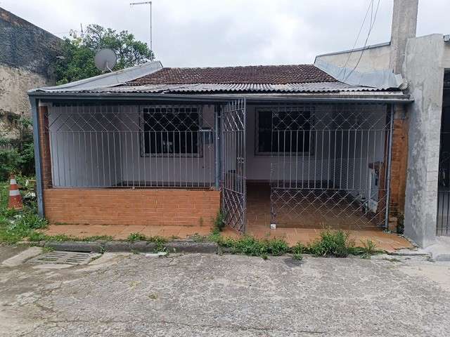 Casa residencial com 2 dormitórios para venda - R$ 270.000,00 - Sítio Cercado  - Curitiba/PR.