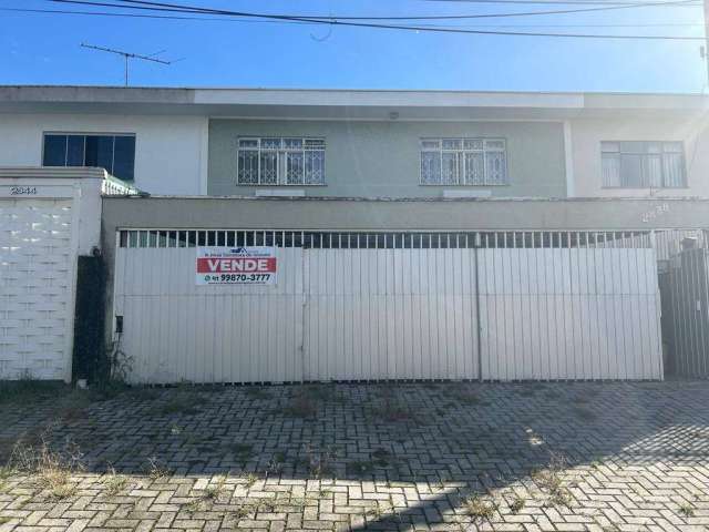 Casa com 3 quartos à venda na Rua Vinte e Quatro de Maio, Parolin, Curitiba por R$ 650.000