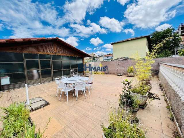Casa com 4 quartos à venda no Salgado Filho, Belo Horizonte , 323 m2 por R$ 999.900