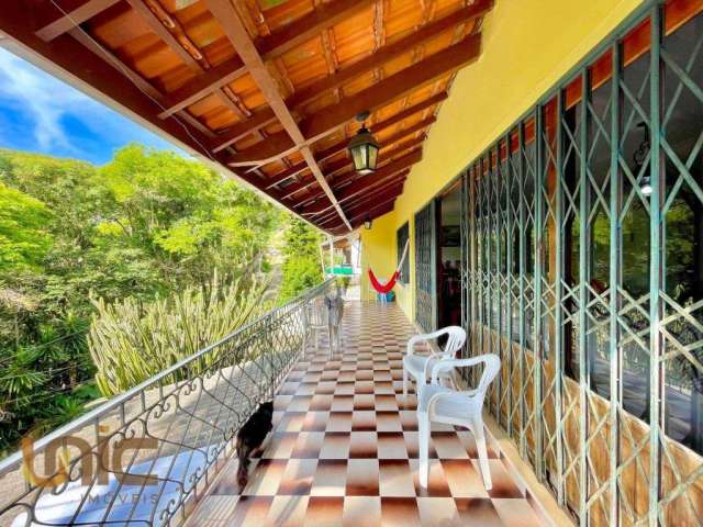 Casa com 3 dormitórios à venda, 332 m² por R$ 890.000,00 - Quinta da Barra - Teresópolis/RJ
