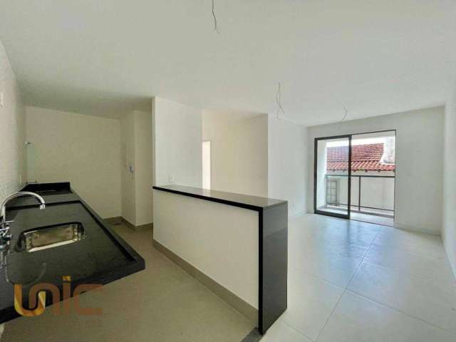 Apartamento com 2 dormitórios à venda, 63 m² por R$ 575.000,00 - Várzea - Teresópolis/RJ