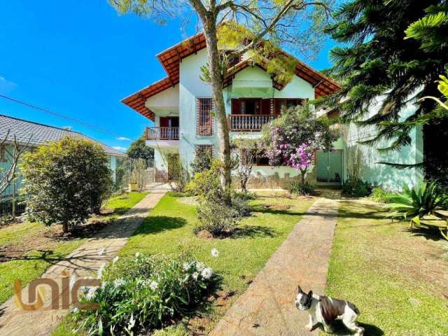 Casa com 3 dormitórios à venda, 400 m² por R$ 1.400.000,00 - Golfe - Teresópolis/RJ