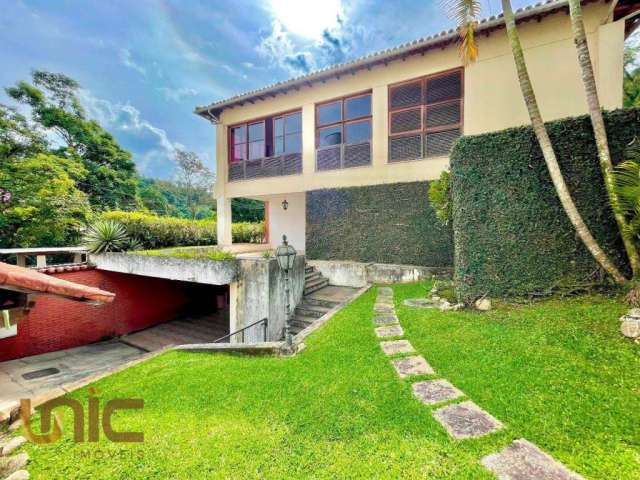 Casa com 6 dormitórios à venda, 524 m² por R$ 1.500.000,00 - Bom Retiro - Teresópolis/RJ
