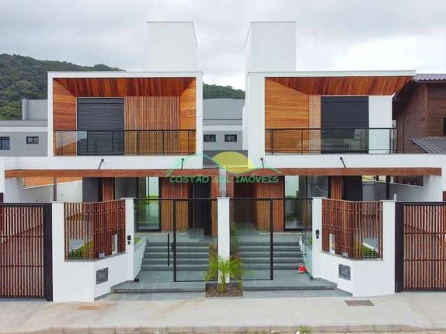 Linda casa de dois pavimentos com 3 suítes no Villa Pamplona - Rio Tavares - Florianópolis/SC