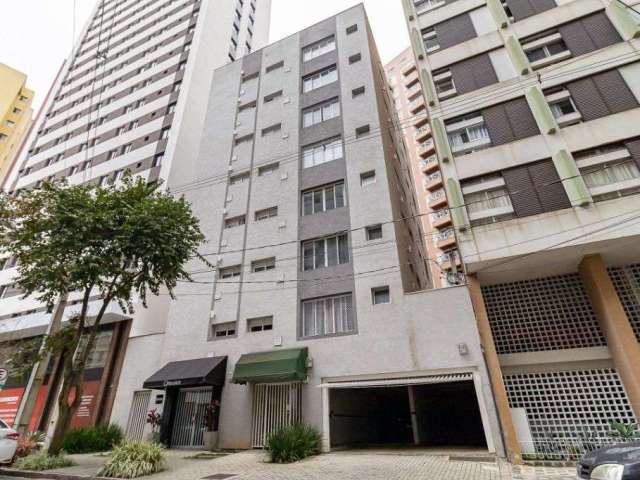 Apartamento com 1 dormitório para alugar, 46 m² por R$ 2.331,04/mês - Centro - Curitiba/PR