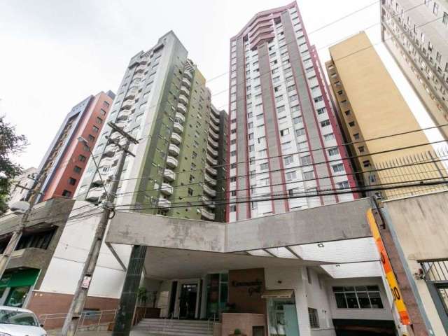 Apartamento para alugar, 61 m² por R$ 2.328,56/mês - Centro - Curitiba/PR