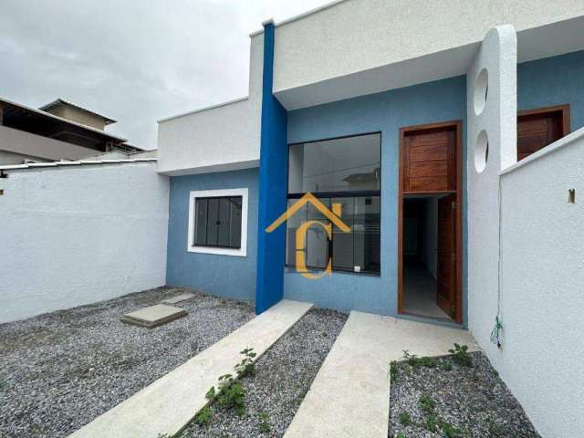 Casa com 3 dormitórios à venda, 72 m² por R$ 320.000,00 - Chácara Mariléa - Rio das Ostras/RJ