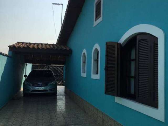 Casa ampla à venda no bairro Poiares  em  Caraguatatuba/SP