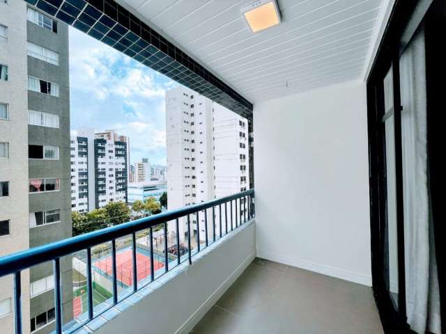 Apartamento excelente à 106m² e 3/4, suíte, varanda, dependência, reformado, Pituba, Salvador / BA.