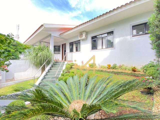 Casa com 1 Suíte+3 Quartos - 192 m² por R$ 1.800.000 - Bairro Maria Luiza - Cascavel/PR
