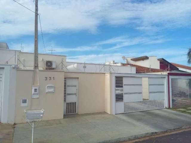 Casa com 3 quartos à venda no Residencial Cambuy, Araraquara , 180 m2 por R$ 599.000