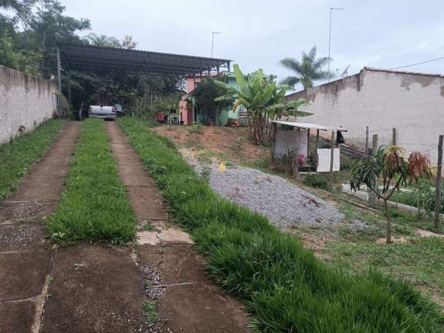 Casa no bairro Nova Esmeraldas - Esmeraldas