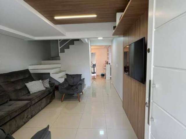Sobrado com 3 dormitórios à venda, 135 m² por R$ 699.000,00 - Loteamento Pineville - Pinhais/PR