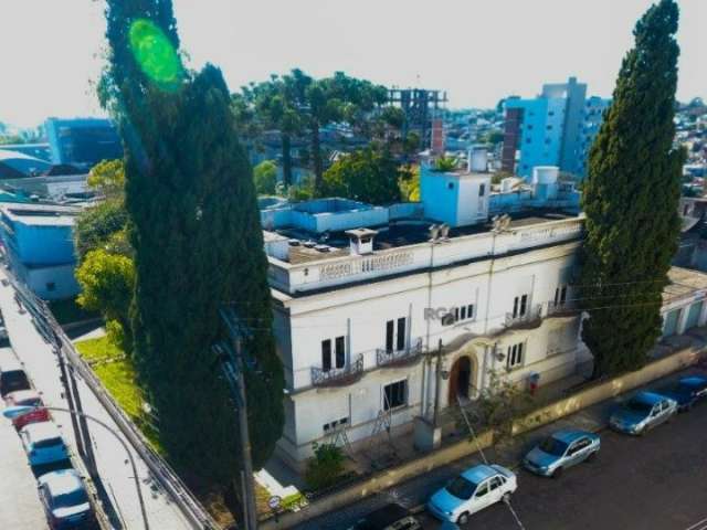 Casa com 3 dormitórios para venda, 482 m² por R$ 8.000.000,00 - Centro - Santana do Livramento/RS
