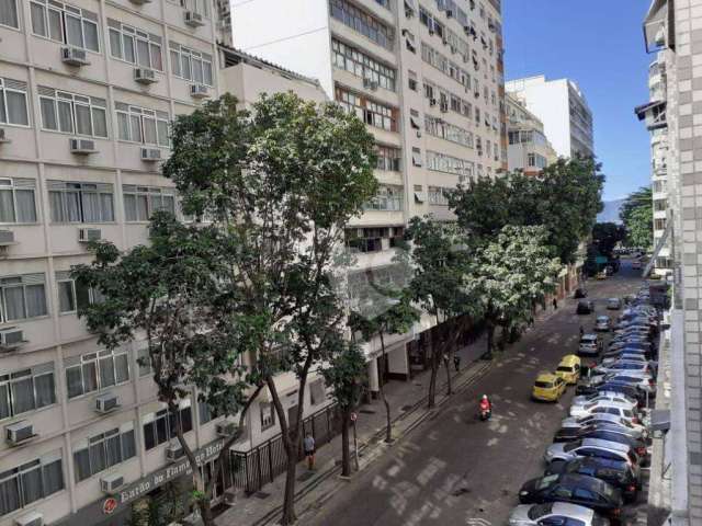 Apartamento de frente, Quadra da Praia à venda por R$ 680.000 - Flamengo - Rio de Janeiro/RJ