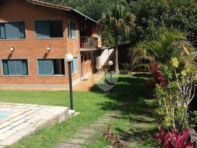 Casa com 3 dormitórios à venda, 147 m² por R$ 1.370.000,00 - Parque Dom João VI - Nova Friburgo/RJ