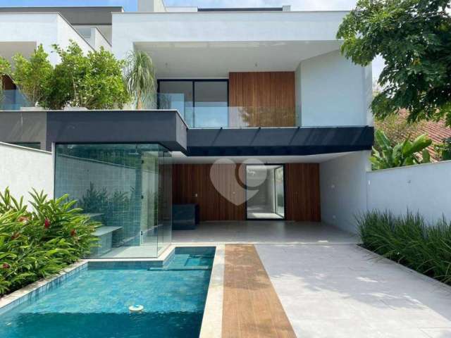 Casa com 4 dormitórios à venda, 453 m² por R$ 4.900.000,00 - Barra da Tijuca - Rio de Janeiro/RJ