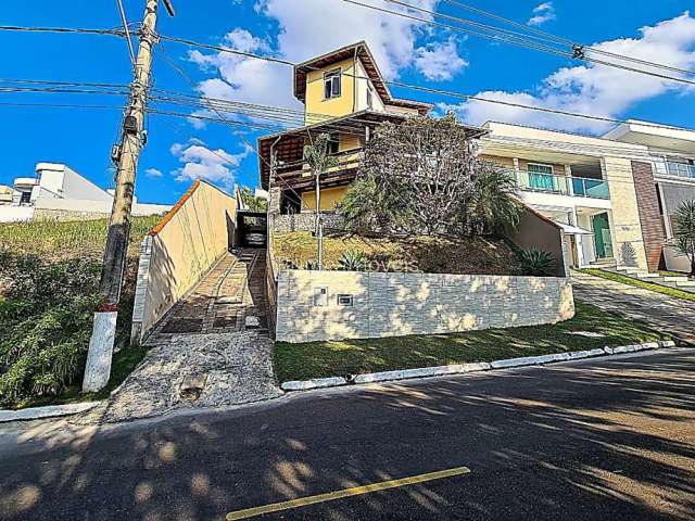 Casa em condomínio fechado com 3 quartos à venda na Rua Doutor João Luiz Alves Valladão (N Gramado), Nova Gramado, Juiz de Fora, 180 m2 por R$ 810.000
