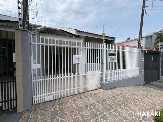 Casa para Venda em Maringá, Parque das Laranjeiras, 3 dormitórios, 1 suíte, 3 banheiros