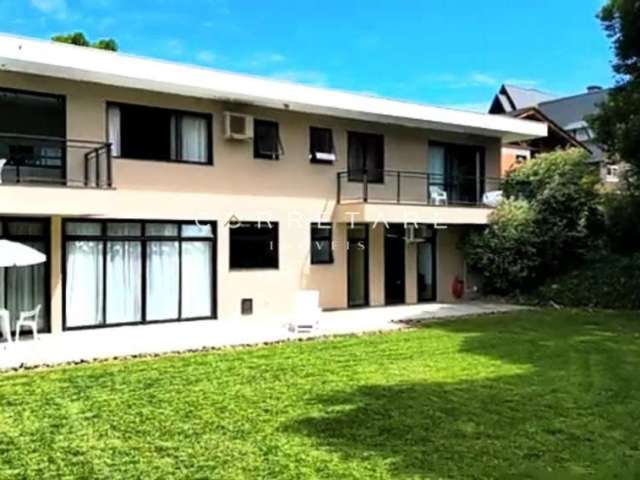 Casa em condomínio fechado com 5 quartos à venda no São Lourenço, Curitiba , 800 m2 por R$ 11.900.000