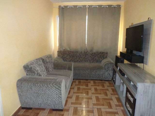 Apartamento com 2 quartos à venda na Rua Gentil de Ouro, 615, Inhoaíba, Rio de Janeiro, 50 m2 por R$ 110.000