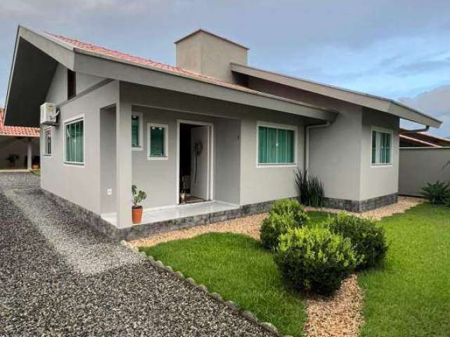 Casa com 3 quartos à venda no Divinéia, Rio dos Cedros , 450 m2 por R$ 610.000
