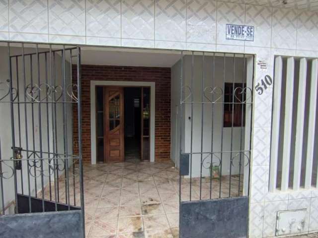Casa com 2 quartos à venda no Santa Lúcia, Maceió  por R$ 159.000