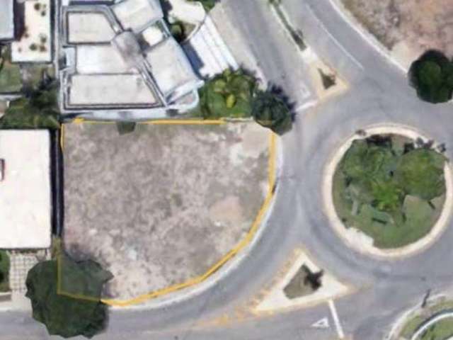 Terreno em condomínio fechado à venda na Serraria, Maceió  por R$ 750.000