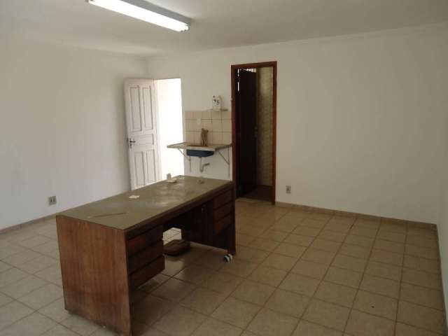 Casa com 6 quartos à venda na Rua Doutor Sales de Oliveira, 102, Vila Industrial, Campinas, 261 m2 por R$ 550.000