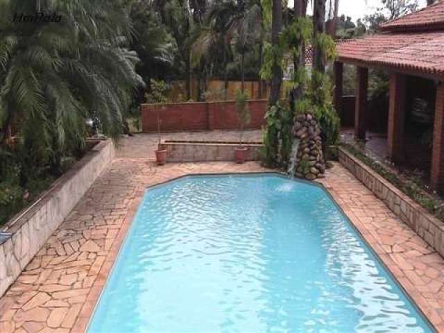 Casa à venda  no Parque Xangrilá, em Campinas com 03 dormitorios(2 suites)e piscina
